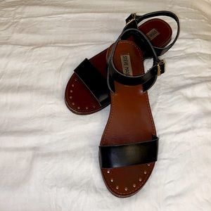 STEVE MADDEN SANDALS